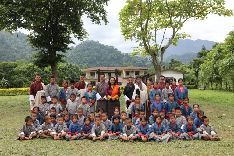 Hon’ble Lyonpo visits Samtse